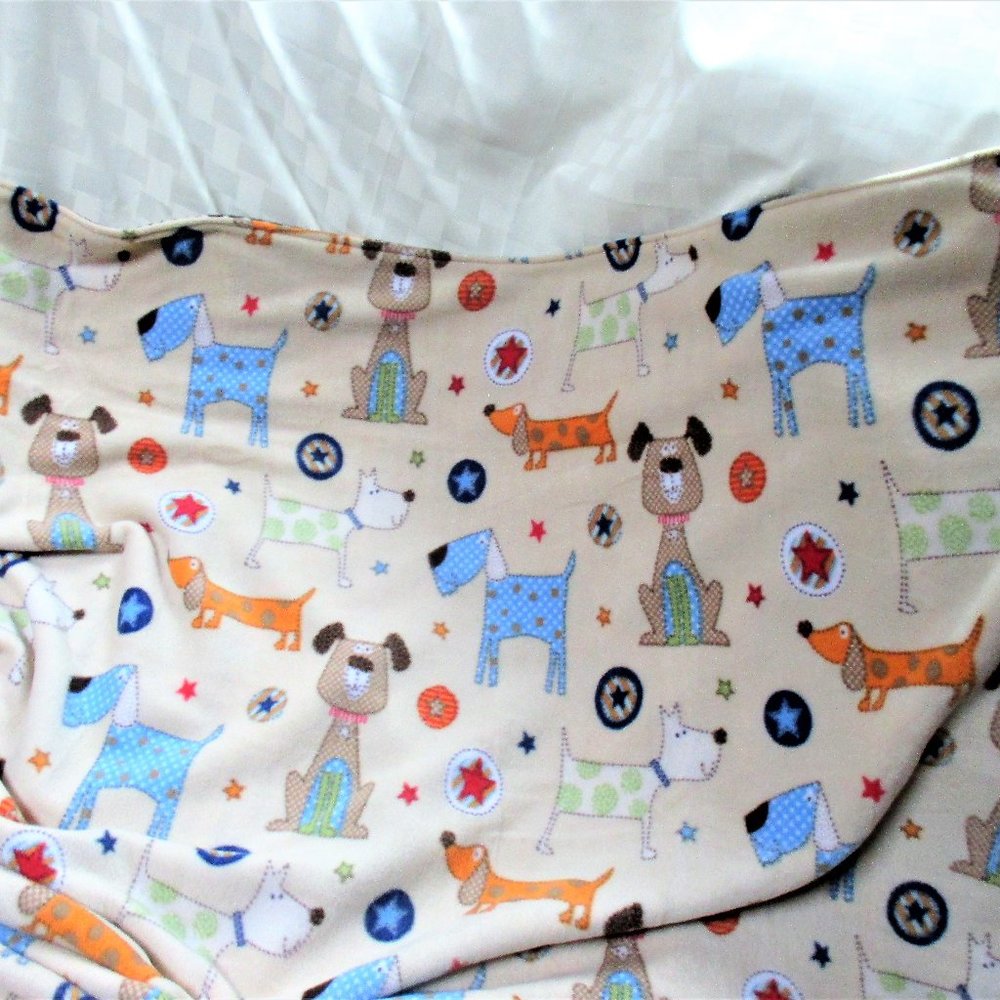 Doggy fleece blanket, baby blanket, baby shower, nursery gift